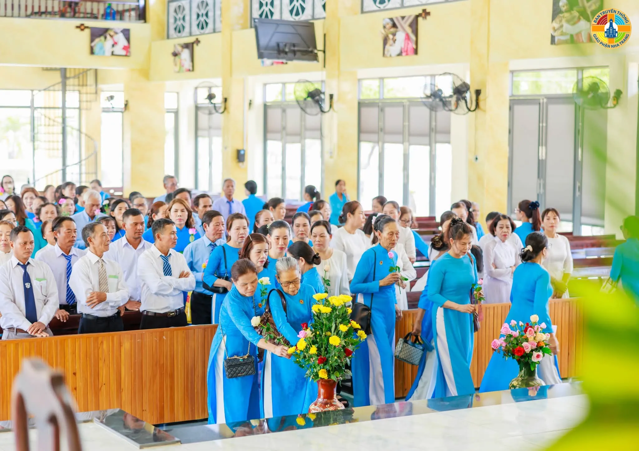 Giáo xứ Song Mỹ: Gia Đình Tận Hiến miền Ninh Sơn Mừng Lễ Bổn Mạng Đức Maria Trinh Nữ Vương - Ảnh 4
