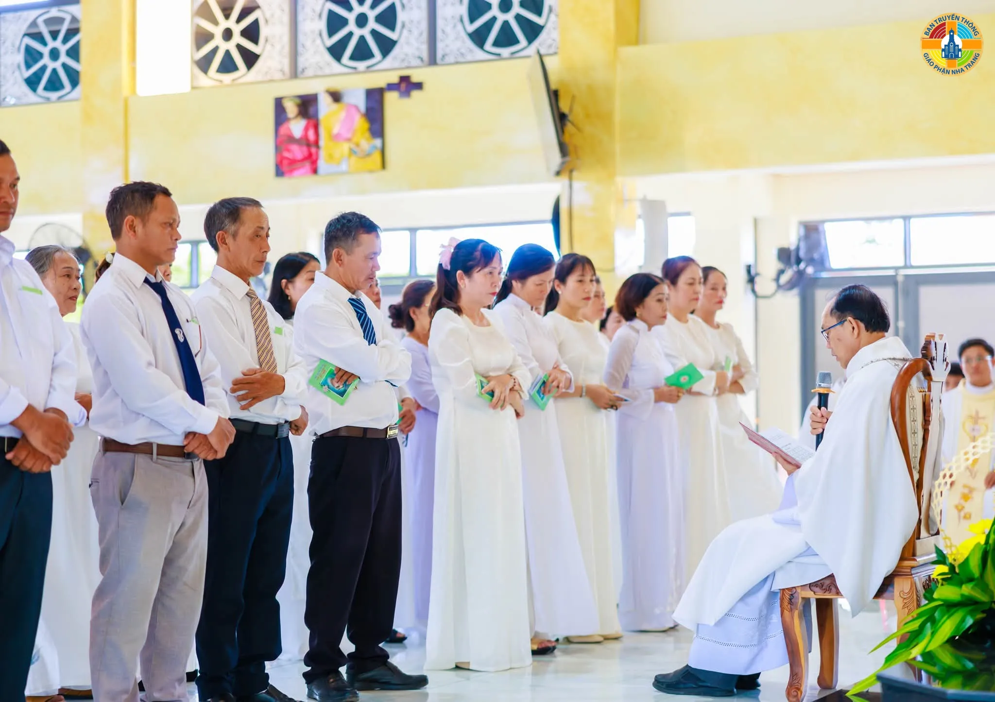 Giáo xứ Song Mỹ: Gia Đình Tận Hiến miền Ninh Sơn Mừng Lễ Bổn Mạng Đức Maria Trinh Nữ Vương - Ảnh 9