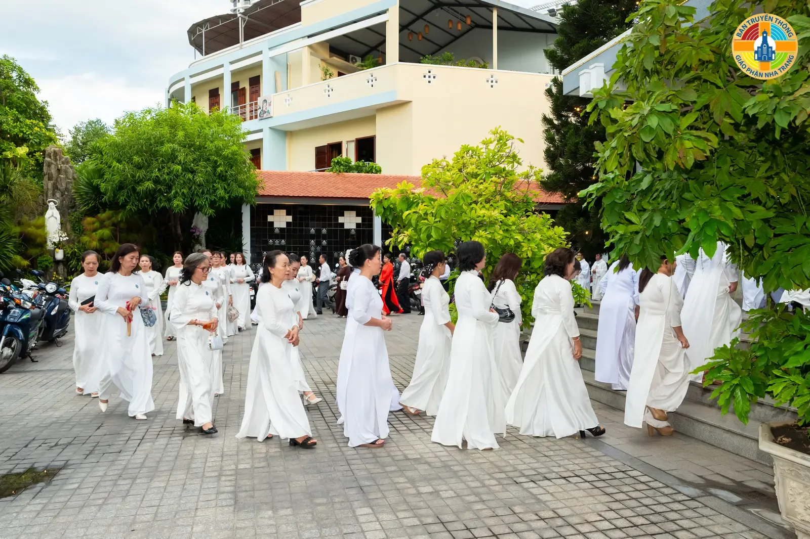 Giáo Xứ Bắc Thành Mừng Kính Thánh Monica: Bổn Mạng Ca Đoàn và Các Bà Mẹ Công Giáo - Ảnh 10