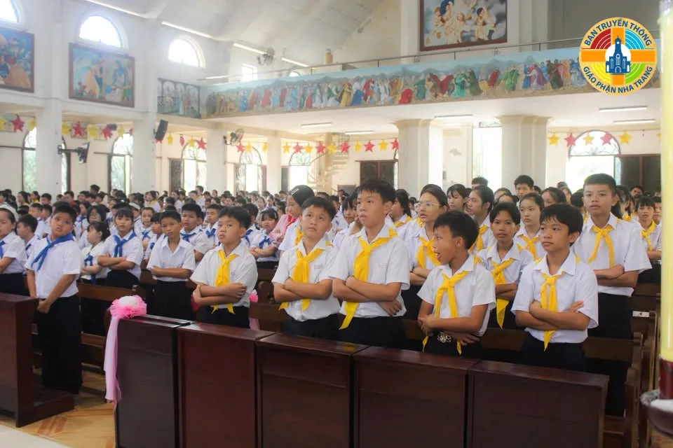 Thánh Lễ Khai Giảng Năm Học Giáo Lý 2026-2027 tại Giáo xứ Cây Vông - Ảnh 12