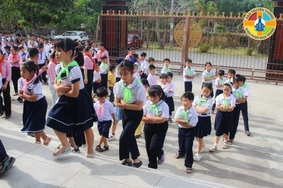 Thánh Lễ Khai Giảng Năm Học Giáo Lý 2026-2027 tại Giáo xứ Cây Vông - Ảnh 3