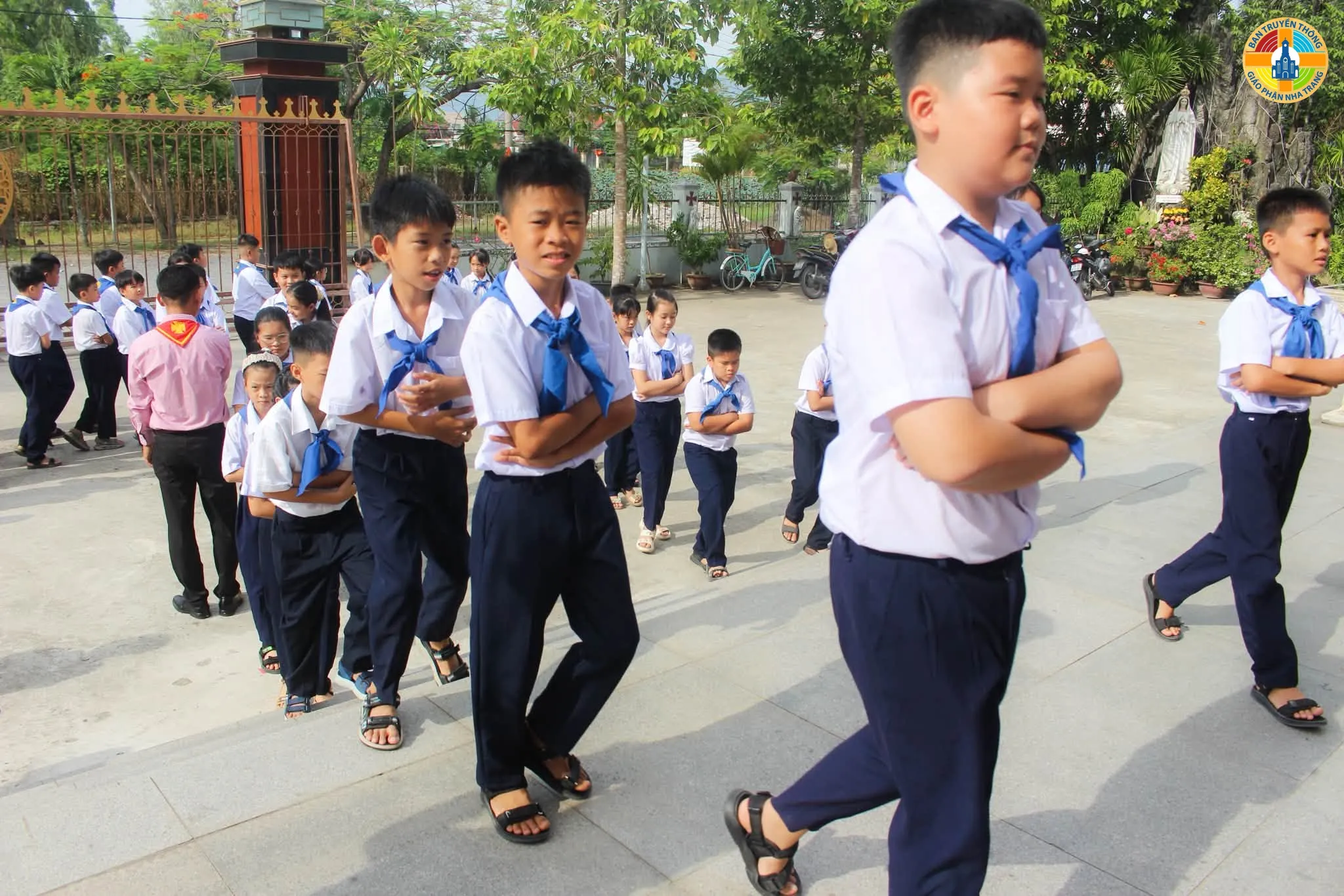 Thánh Lễ Khai Giảng Năm Học Giáo Lý 2026-2027 tại Giáo xứ Cây Vông - Ảnh 6