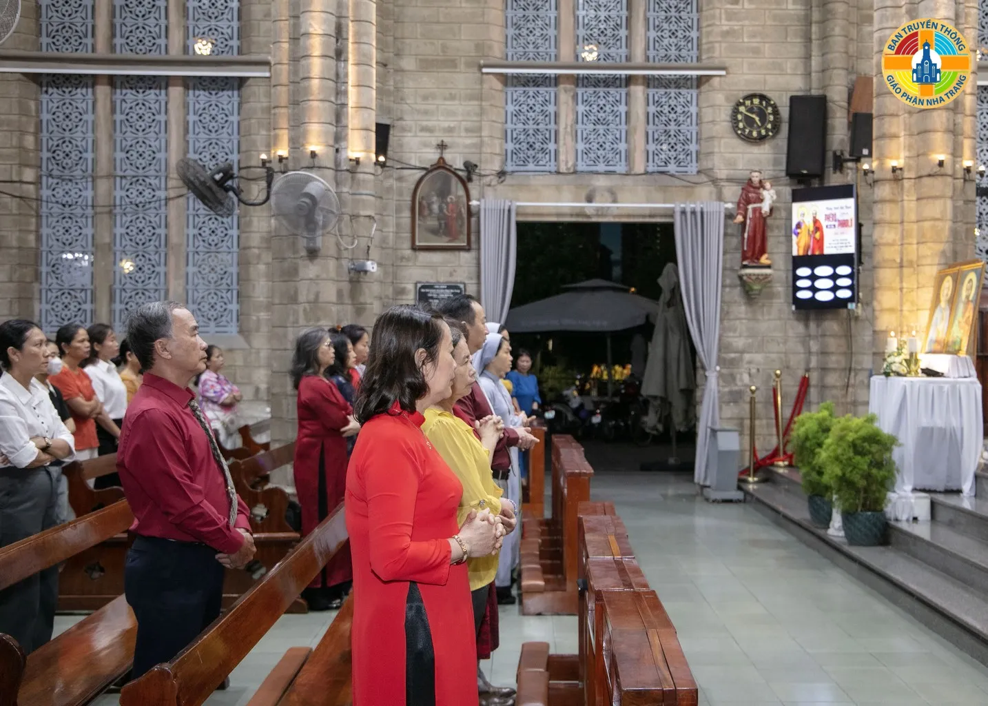 Giáo xứ Chánh Tòa Nha Trang Hân Hoan Mừng Kính Hai Thánh Tông Đồ Phêrô và Phaolô - Ảnh 9