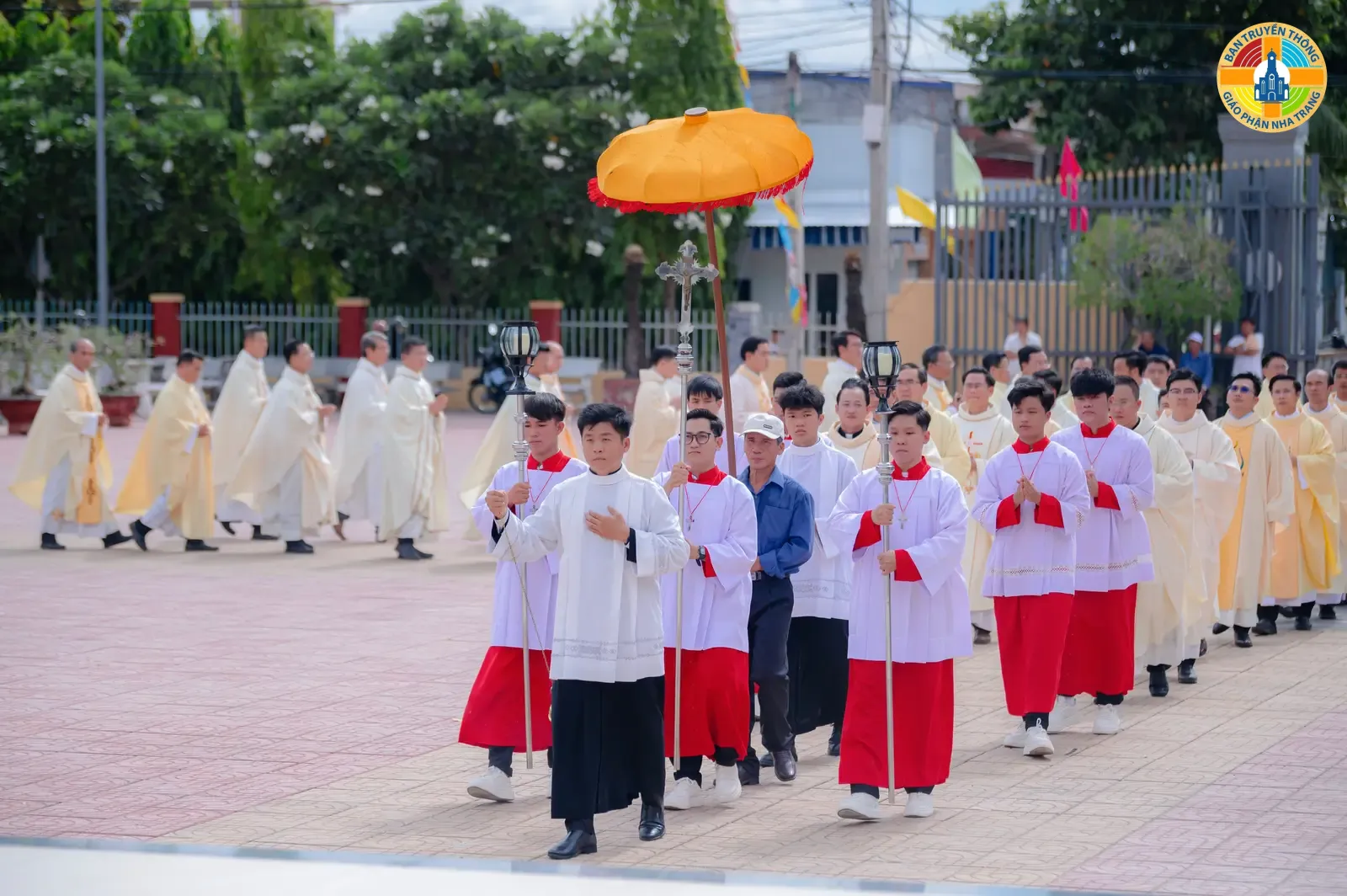 Giáo Xứ Hòa Nghĩa: Thánh Lễ Tạ Ơn và Toàn Văn Bài Giảng - 60 Năm Thành Lập Giáo xứ Hòa Nghĩa Và Bế Mạc Năm Thánh - Ảnh 6