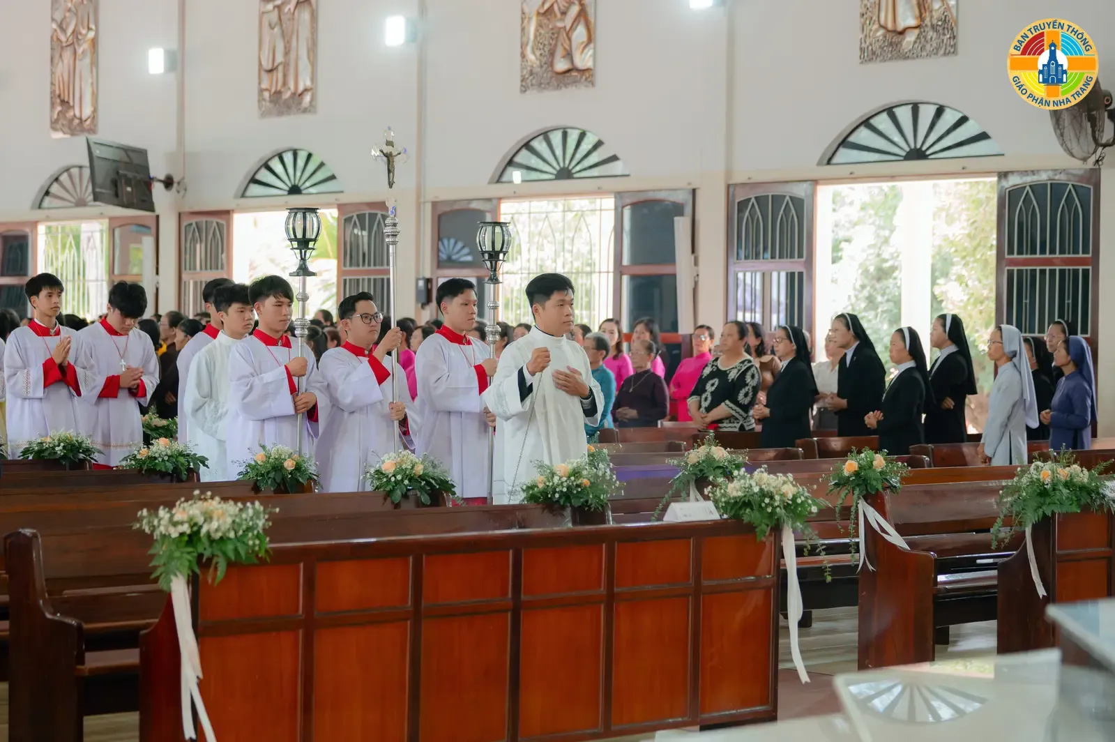 Giáo Xứ Hòa Nghĩa: Thánh Lễ Tạ Ơn và Toàn Văn Bài Giảng - 60 Năm Thành Lập Giáo xứ Hòa Nghĩa Và Bế Mạc Năm Thánh - Ảnh 9