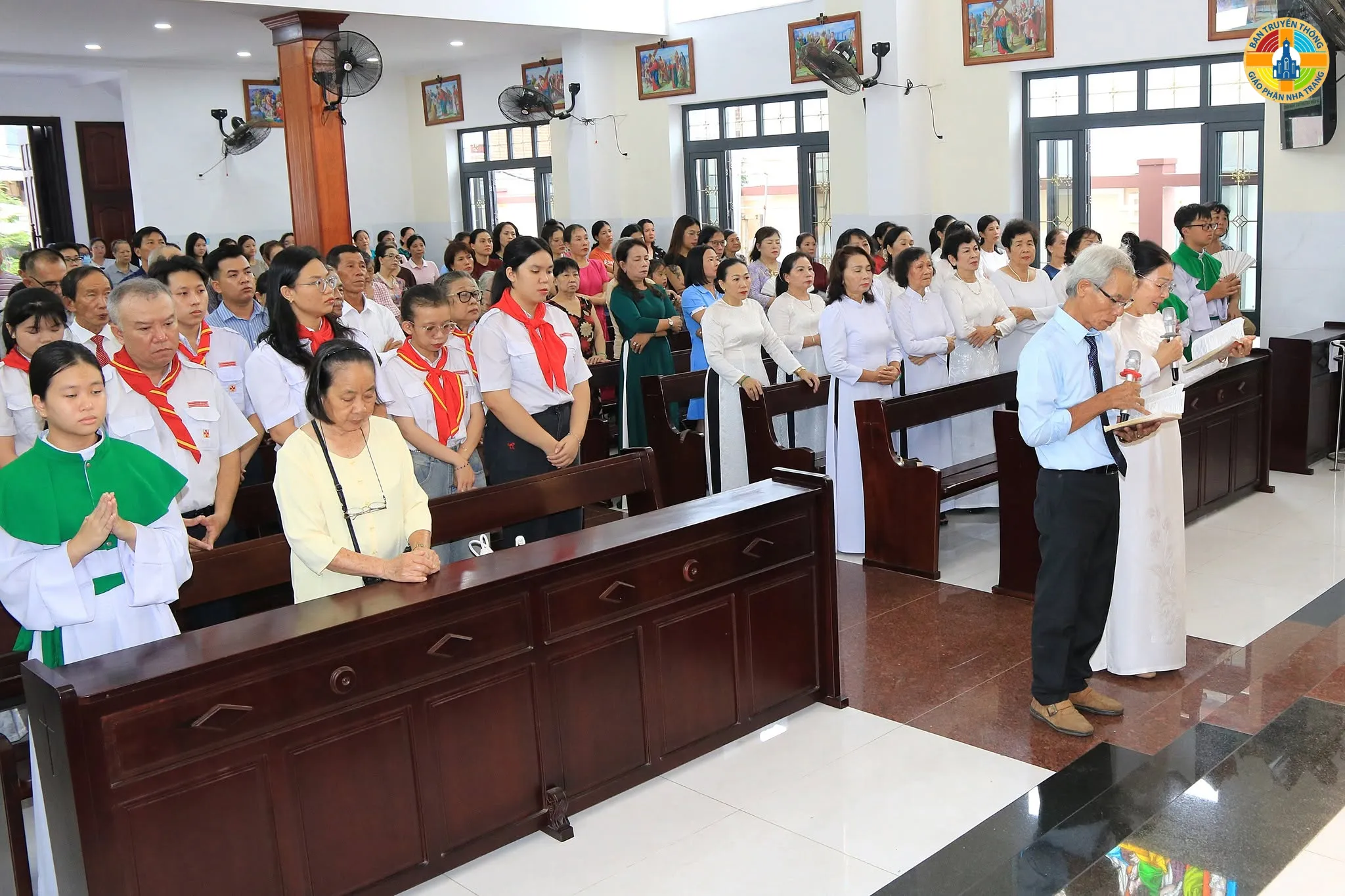Giáo Xứ Hòa Thuận Hân Hoan Đón Cha Phó Giuse Phạm Bảo Trường - Ảnh 1