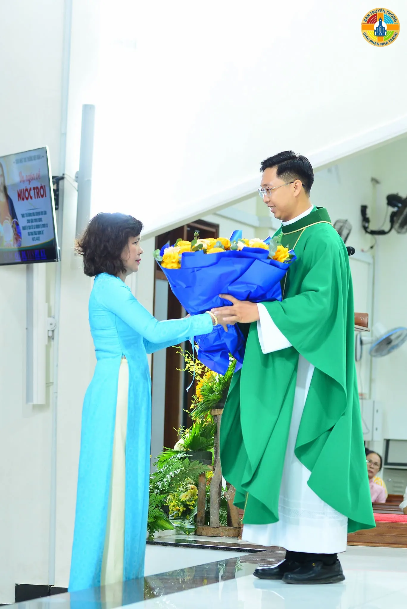 Giáo Xứ Hòa Yên Hân Hoan Chào Đón Cha Tân Phó Xứ Giuse Võ Thái Thuận - Ảnh 5