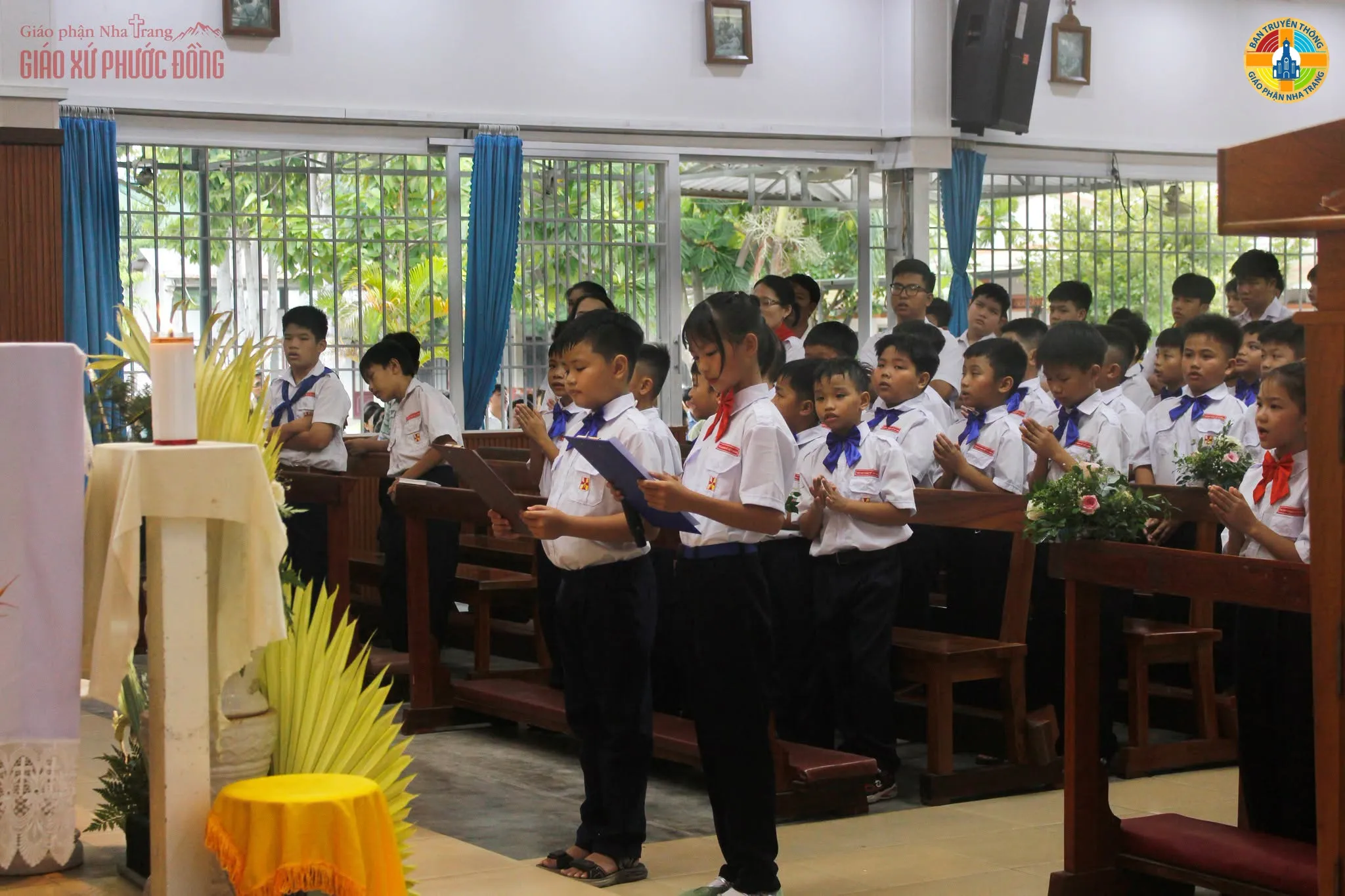 50 Em Thiếu Nhi Giáo Xứ Phước Đồng Hân Hoan Đón Nhận Hồng Ân Bí Tích Mình Máu Thánh Chúa - Ảnh 6