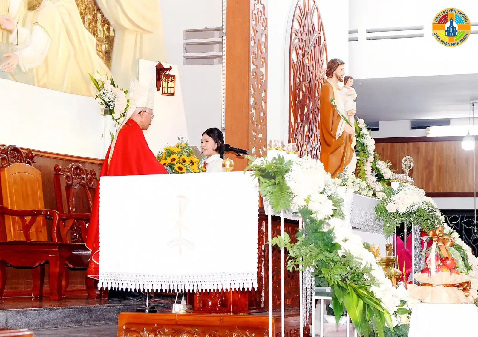 Giáo xứ Thanh Hải - Giáo phận Nha Trang: 50 em thiếu nhi lãnh nhận Hồng ân Bí tích Thêm Sức - Ảnh 10