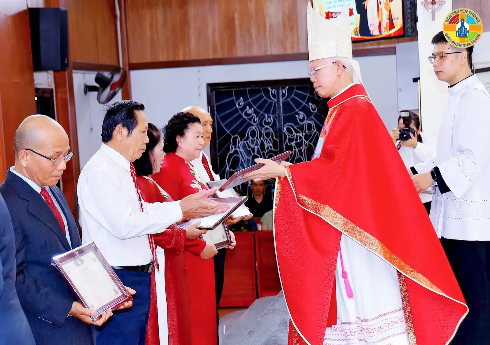Giáo xứ Thanh Hải - Giáo phận Nha Trang: 50 em thiếu nhi lãnh nhận Hồng ân Bí tích Thêm Sức - Ảnh 6