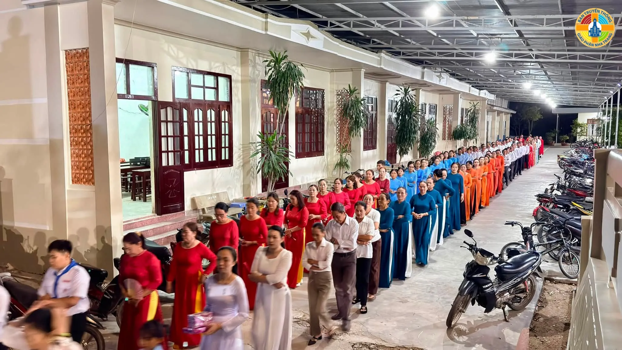 Giáo xứ Triệu Phong long trọng cử hành lễ kính hai Thánh Tông đồ Phêrô và Phaolô - Ảnh 10