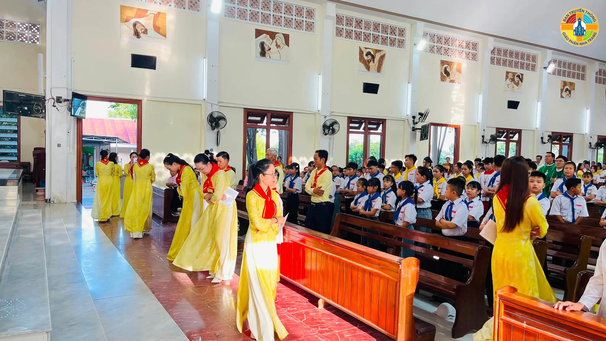 Thánh Lễ Khai Giảng Năm Học Giáo Lý 2026-2027 tại Giáo Xứ Vĩnh An - Giáo Phận Nha Trang - Ảnh 2