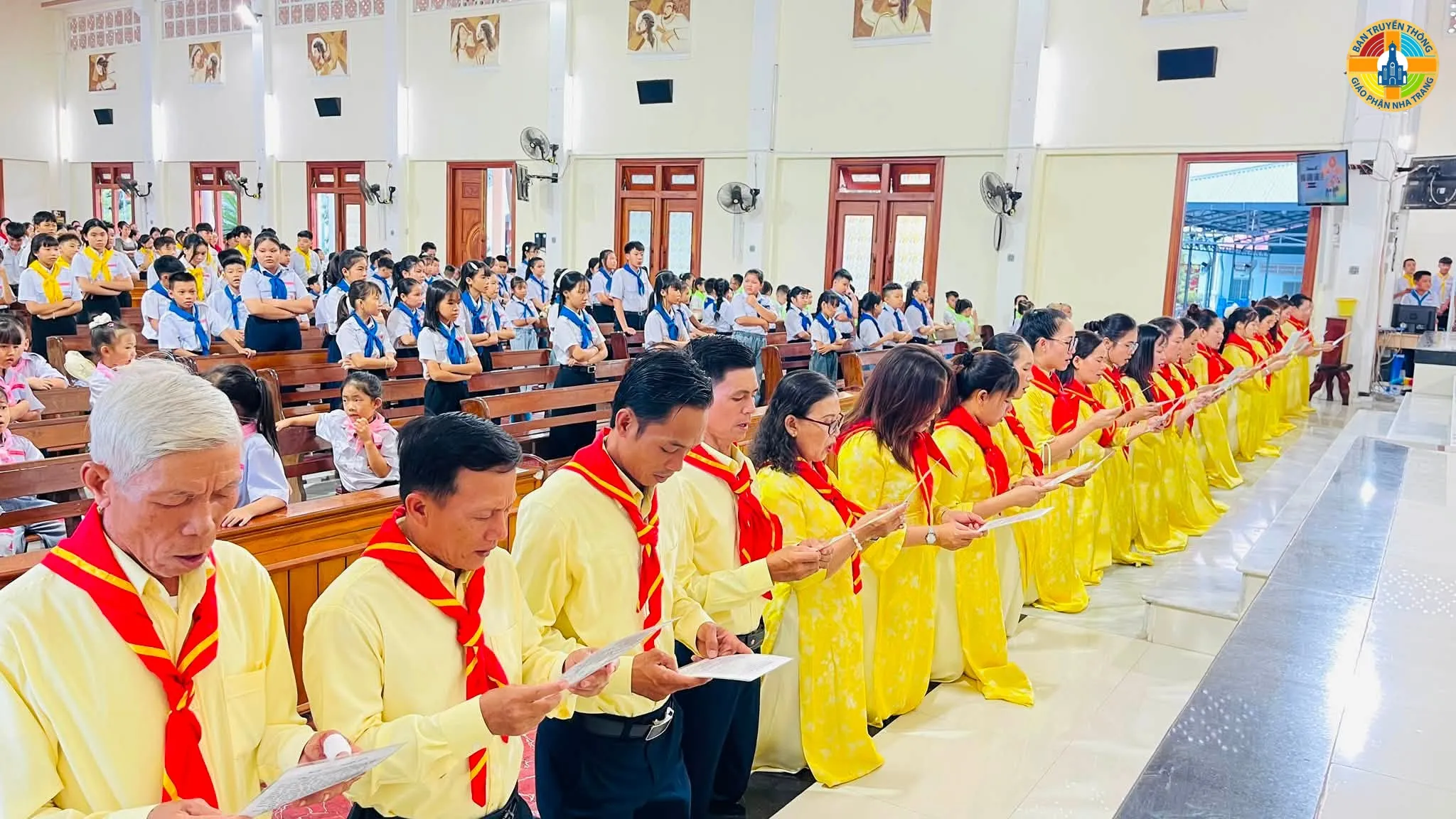 Thánh Lễ Khai Giảng Năm Học Giáo Lý 2026-2027 tại Giáo Xứ Vĩnh An - Giáo Phận Nha Trang - Ảnh 4
