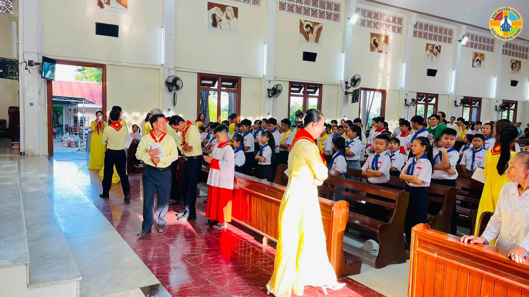 Thánh Lễ Khai Giảng Năm Học Giáo Lý 2026-2027 tại Giáo Xứ Vĩnh An - Giáo Phận Nha Trang - Ảnh 6