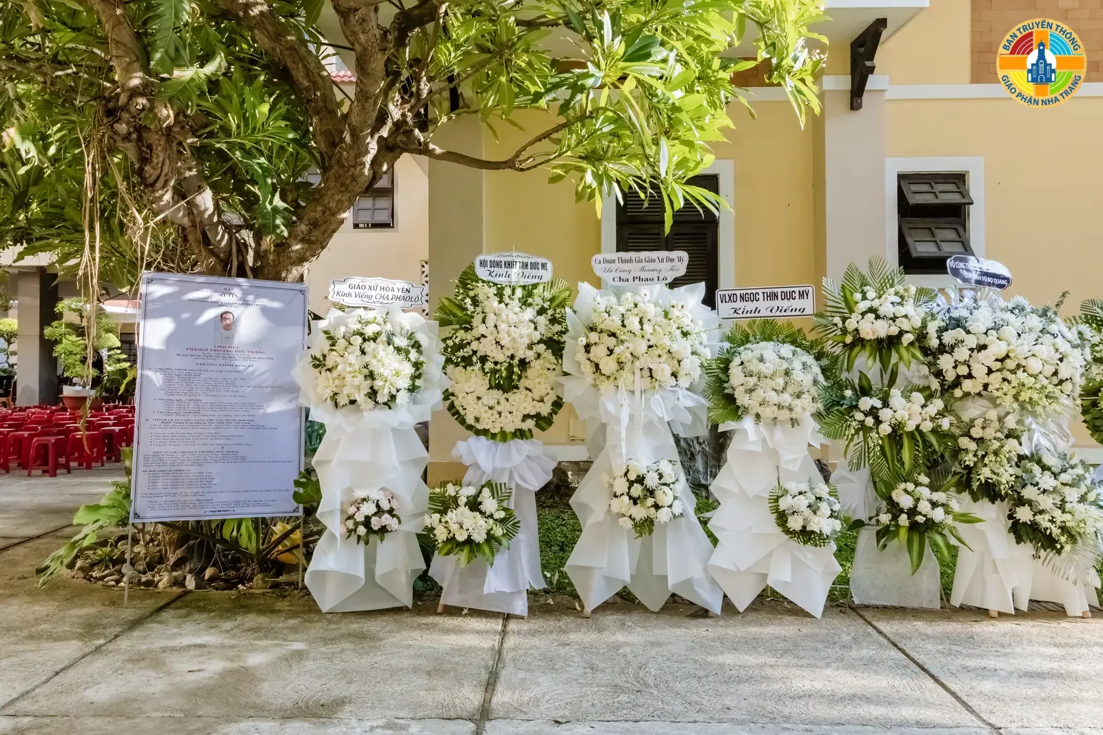 HÌNH ẢNH: Thánh lễ an táng Linh mục Phaolô Trương Đức Thắng tại Tòa Giám Mục Nha trang - Ảnh 6