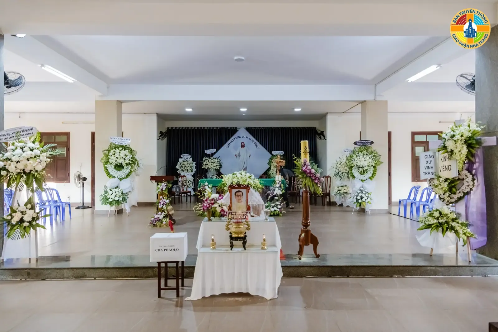 HÌNH ẢNH: Thánh lễ an táng Linh mục Phaolô Trương Đức Thắng tại Tòa Giám Mục Nha trang - Ảnh 7