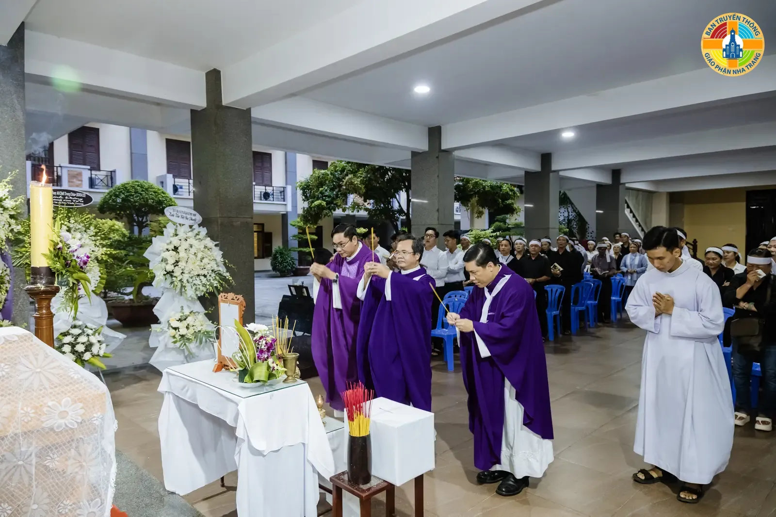 HÌNH ẢNH: Thánh lễ của các Linh mục gia quyến tại Buôn Mê Thuột cầu nguyện cho Linh Hồn Linh Mục Phaolô Trương Đức Thắng - Ảnh 1