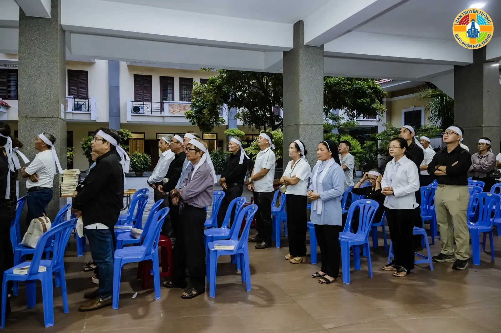 HÌNH ẢNH: Thánh lễ của các Linh mục gia quyến tại Buôn Mê Thuột cầu nguyện cho Linh Hồn Linh Mục Phaolô Trương Đức Thắng - Ảnh 5