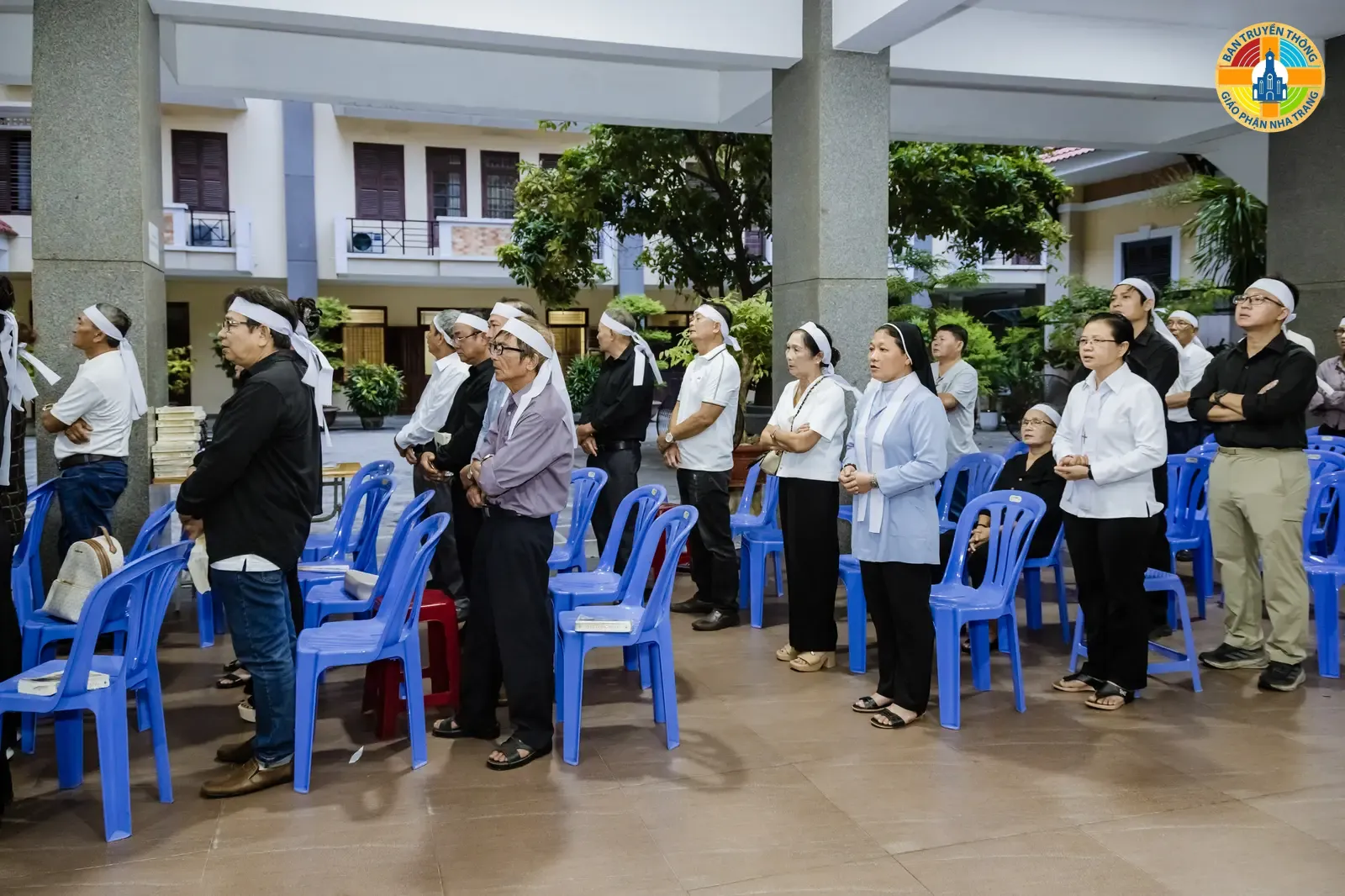 HÌNH ẢNH: Thánh lễ của các Linh mục gia quyến tại Buôn Mê Thuột cầu nguyện cho Linh Hồn Linh Mục Phaolô Trương Đức Thắng - Ảnh 7