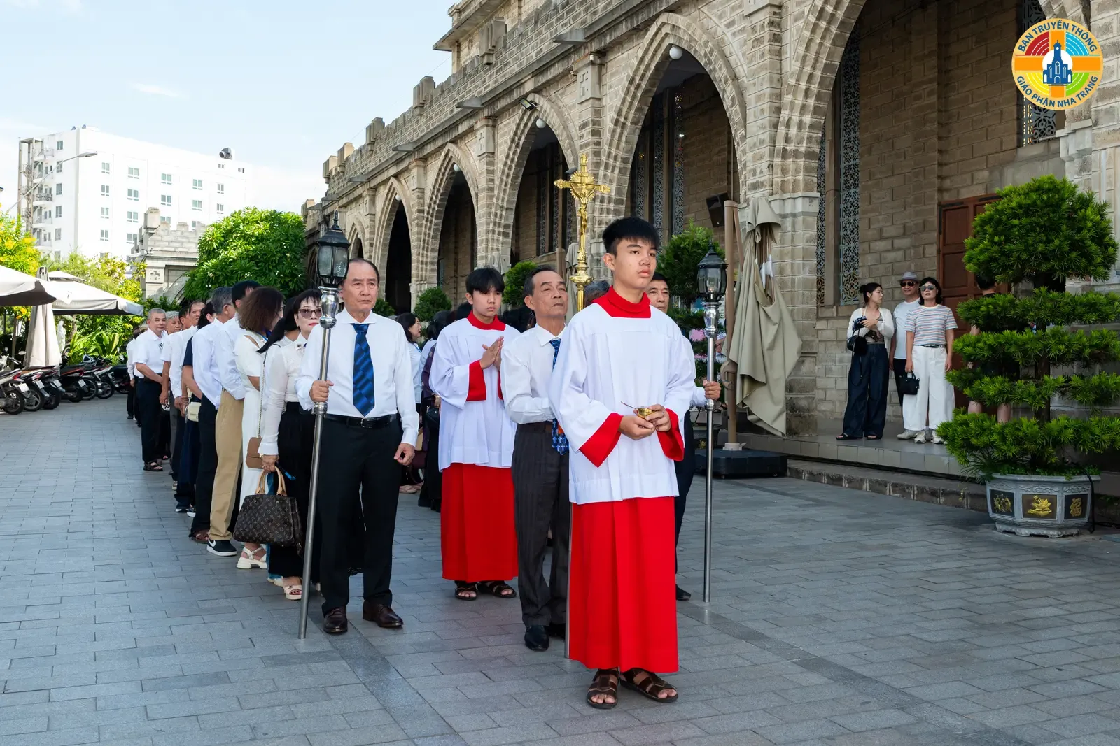 Thánh lễ Tạ ơn kỷ niệm Ngày Hội Ngộ Cùng Trở Về Mái Trường La San Xưa - La San Hội Ngộ lần thứ 8 - Ảnh 2