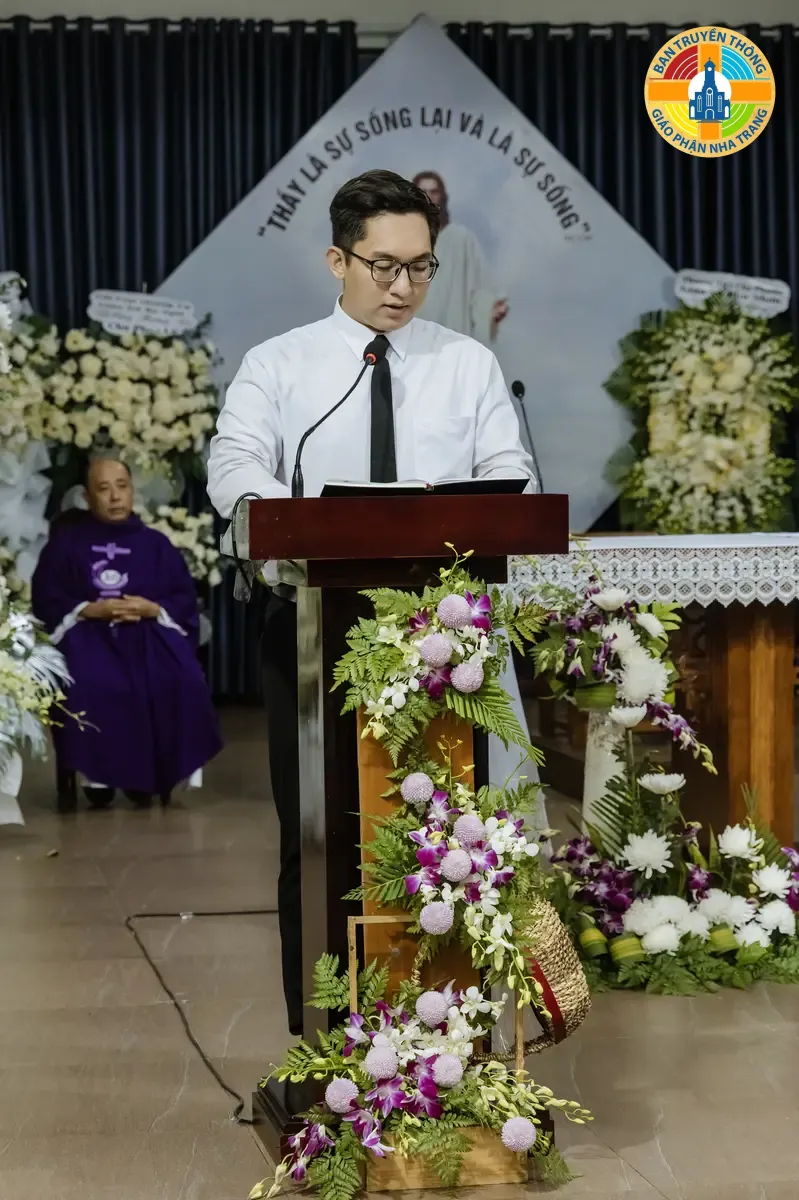 Các Linh Mục Khóa 3 Đại Chủng Viện Sao Biển Nha Trang dâng Thánh lễ cầu nguyện cho Linh hồn Linh mục Phaolô Trương Đức Thắng - Ảnh 11