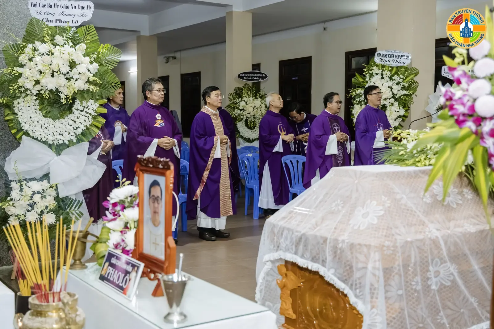 Các Linh Mục Khóa 3 Đại Chủng Viện Sao Biển Nha Trang dâng Thánh lễ cầu nguyện cho Linh hồn Linh mục Phaolô Trương Đức Thắng - Ảnh 5