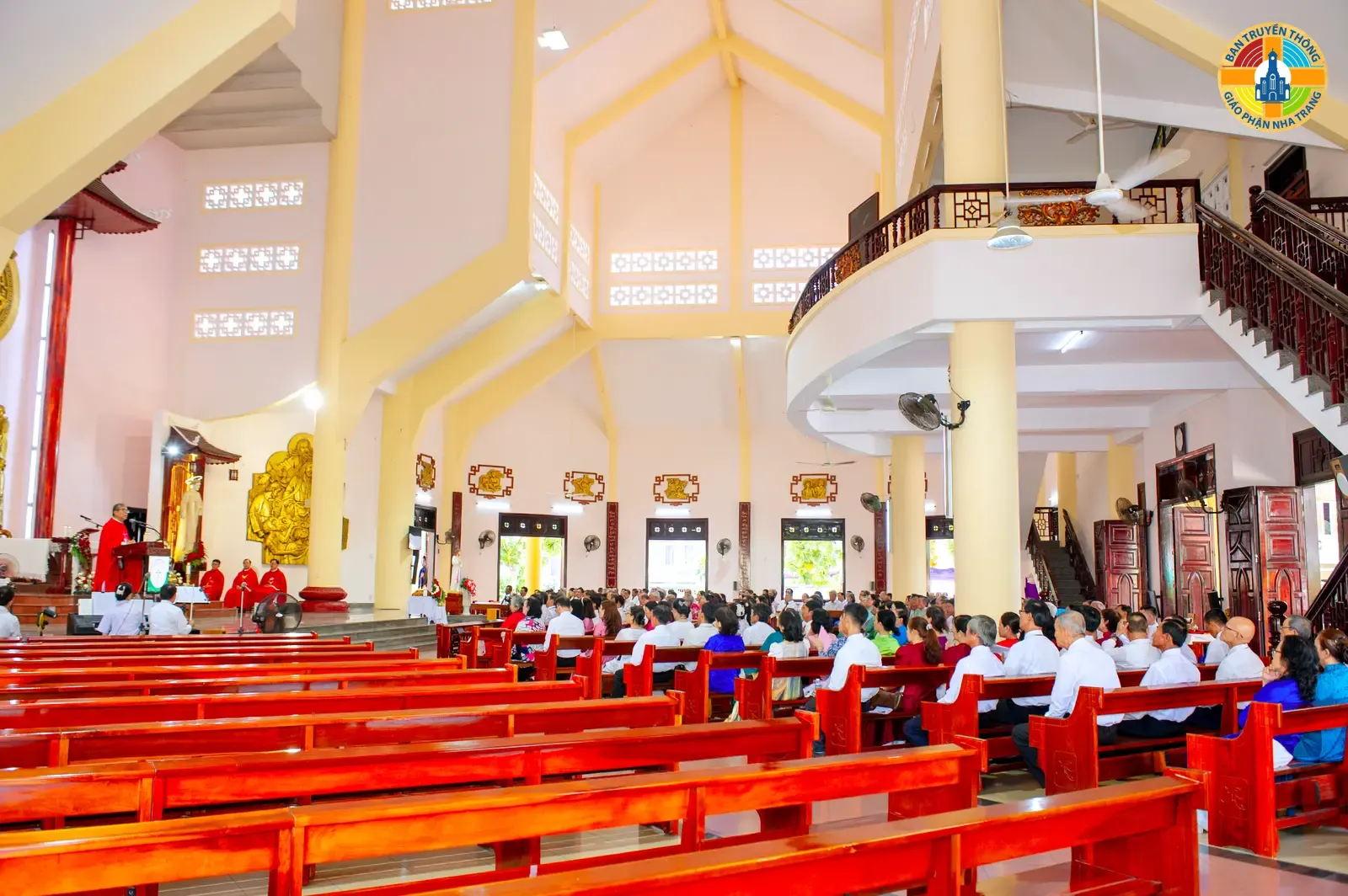 Hội Đồng Mục Vụ Giáo hạt Nha Trang họp mặt mừng lễ Quan thầy, bầu Ban Thường vụ nhiệm kỳ 2026–2030 - Ảnh 8