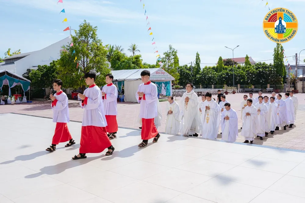 Hồng Ân Linh Mục: Cha Tôma Thiện Bạch Thanh Thông – Chứng Nhân Tin Mừng Giáo Phận Nha Trang - Ảnh 6