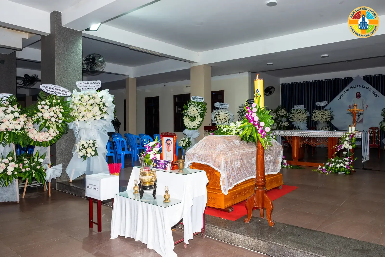 Thánh lễ cầu nguyện cho Linh Hồn Linh Mục PHAOLÔ TRƯƠNG ĐỨC THẮNG vào lúc 5g00 tại Tòa Giám Mục Nha Trang - Ảnh 3