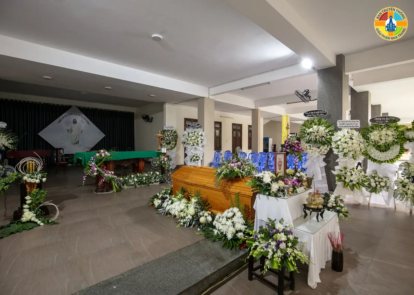 Thánh lễ cầu nguyện cho Linh Hồn Linh Mục Phêrô Trương Trãi của các Linh mục các Giáo hạt Diên Khánh, Vạn Ninh và Ninh Hòa - Ảnh 3