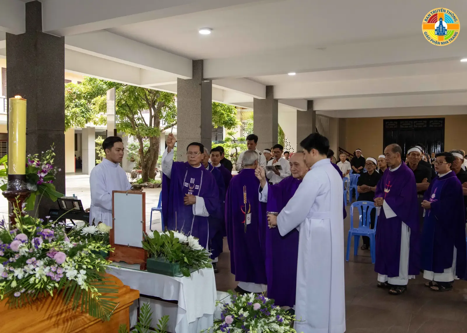 Thánh lễ cầu nguyện cho Linh Hồn Linh Mục Phêrô Trương Trãi của các Linh mục các Giáo Hạt thuộc miền Ninh Thuận - Ảnh 4