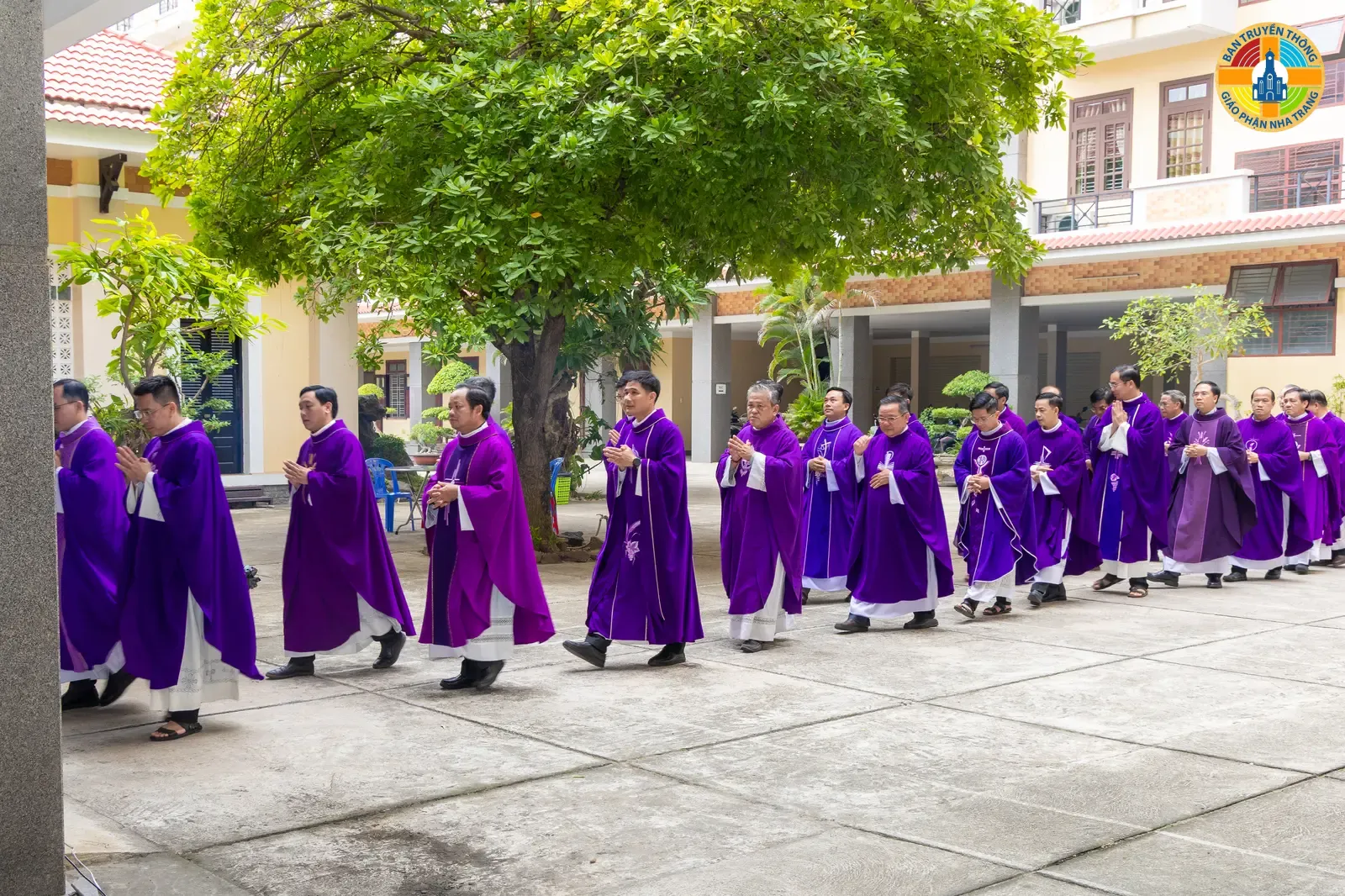 Thánh lễ cầu nguyện cho Linh Hồn Linh Mục Phêrô Trương Trãi của các Linh mục Giáo Hạt Cam Lâm và Cam Ranh - Ảnh 7