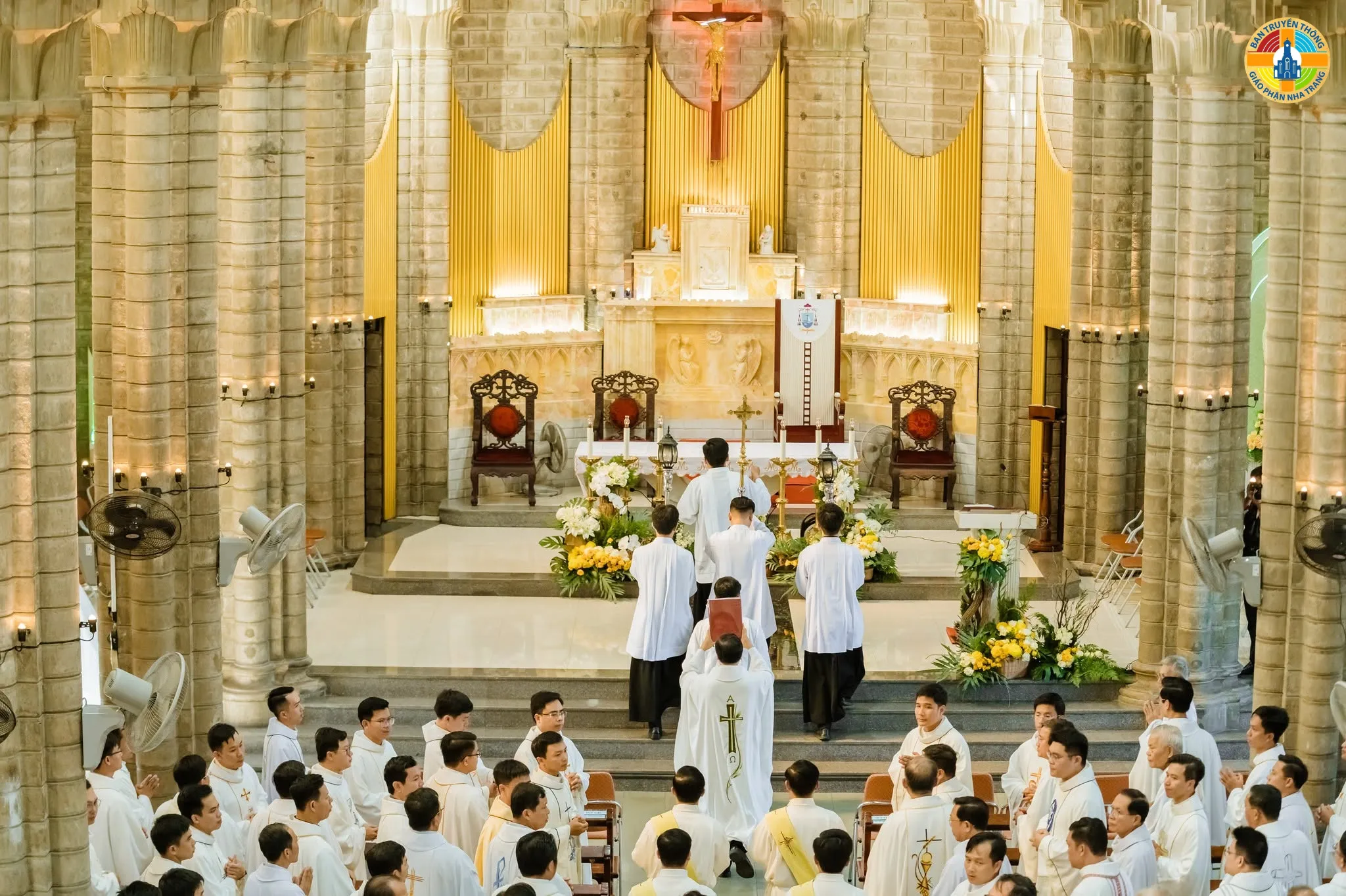 Hồng Ân Thiên Chức Linh Mục Lan Tỏa Tại Giáo phận Nha Trang