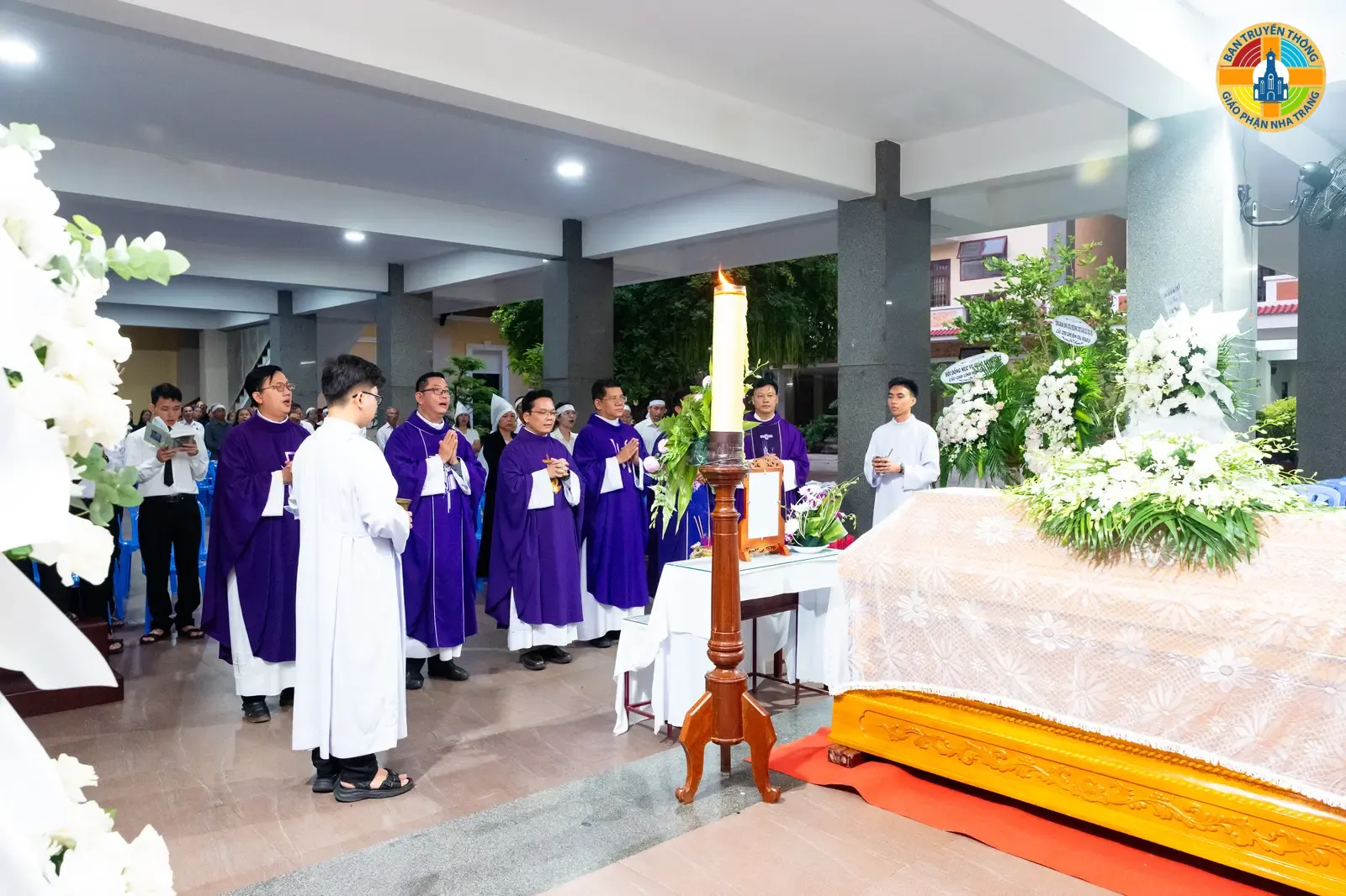 Thánh lễ cầu nguyện cho Linh Hồn Linh Mục PHAOLÔ TRƯƠNG ĐỨC THẮNG vào lúc 5g00 tại Tòa Giám Mục Nha Trang